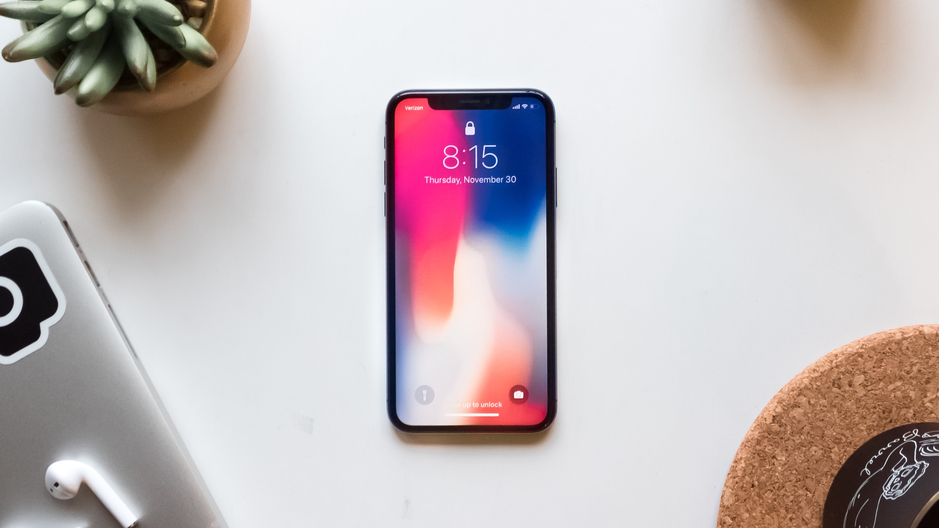 The best iPhone wallpapers for 2022