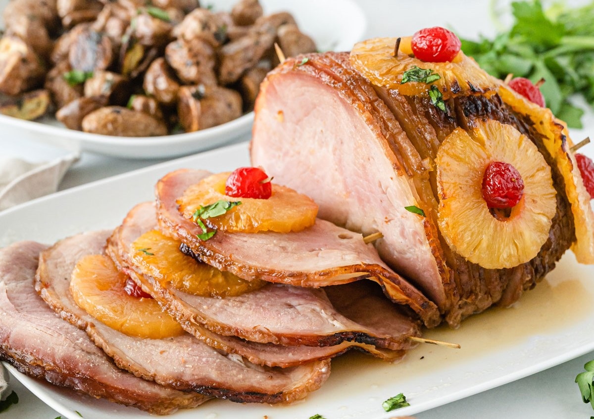 Pineapple Honey-Glazed Ham