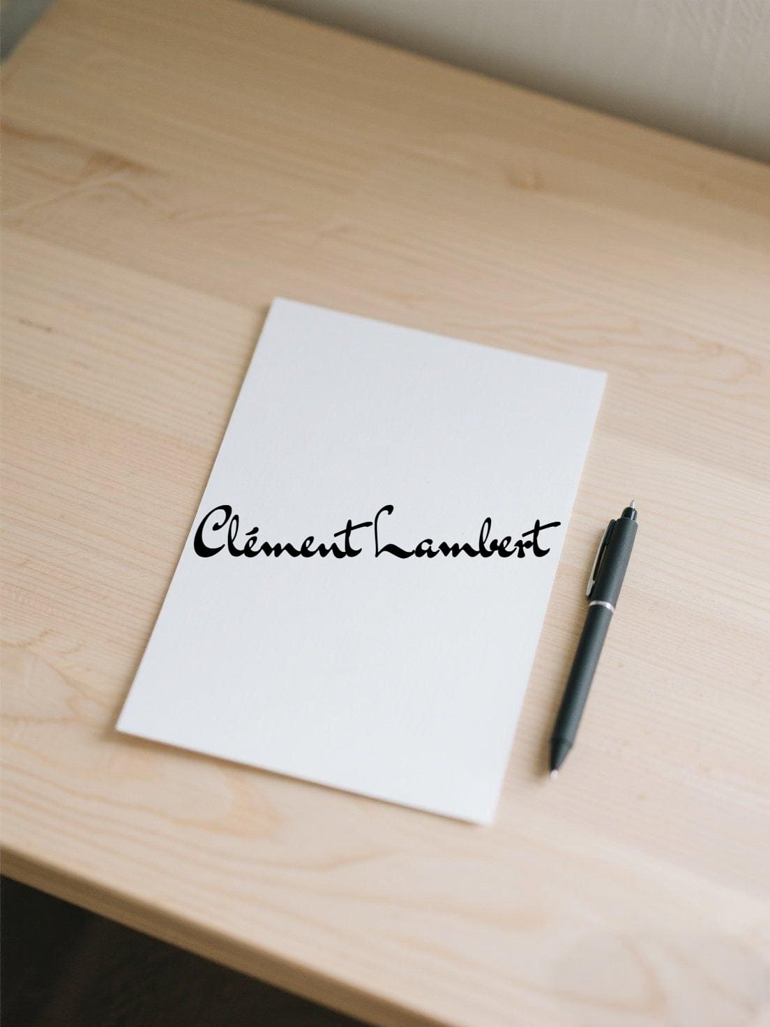 Un papier A4 avec une signature en calligraphie Dr Sugiyama