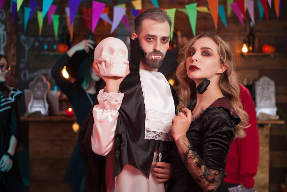 couple Halloween costumes of vampires