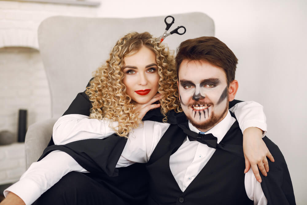 Mens Twisted Joker Nurse Costume - Halloween Costume - Holidays Costume -  Themes