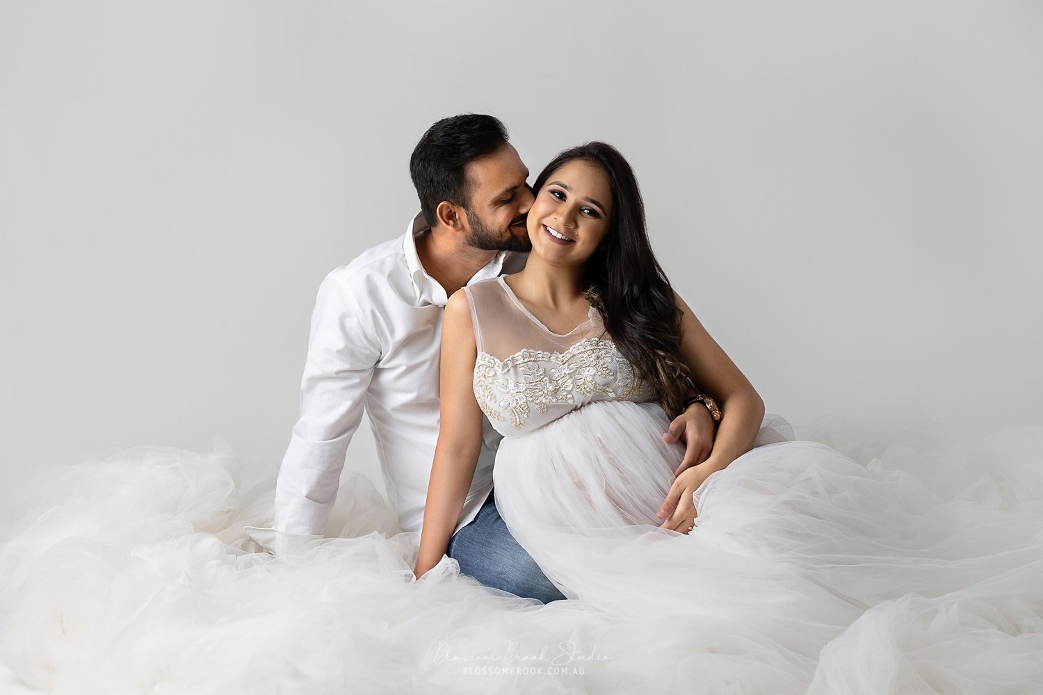 maternity image with husband