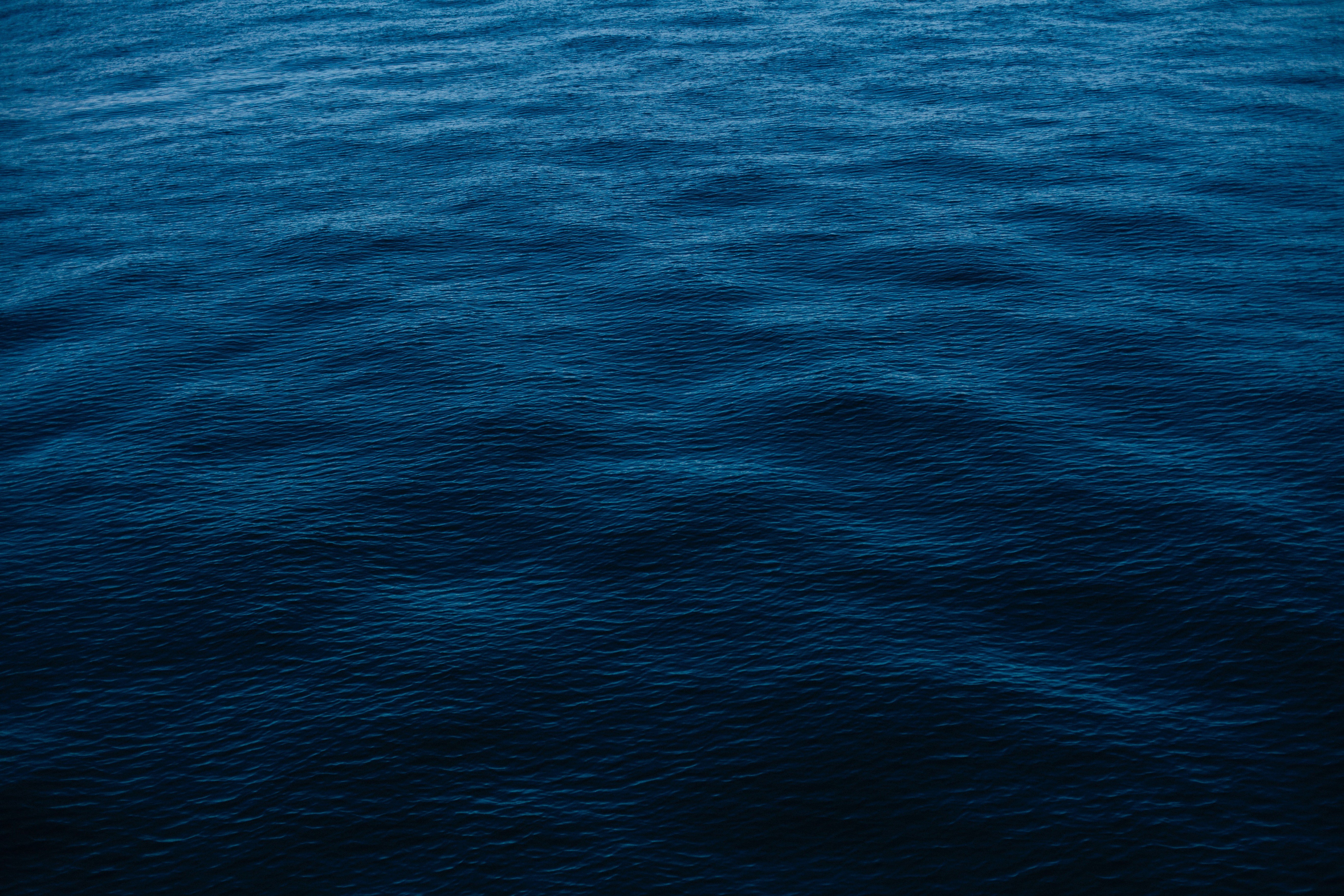 dark navy blue color water