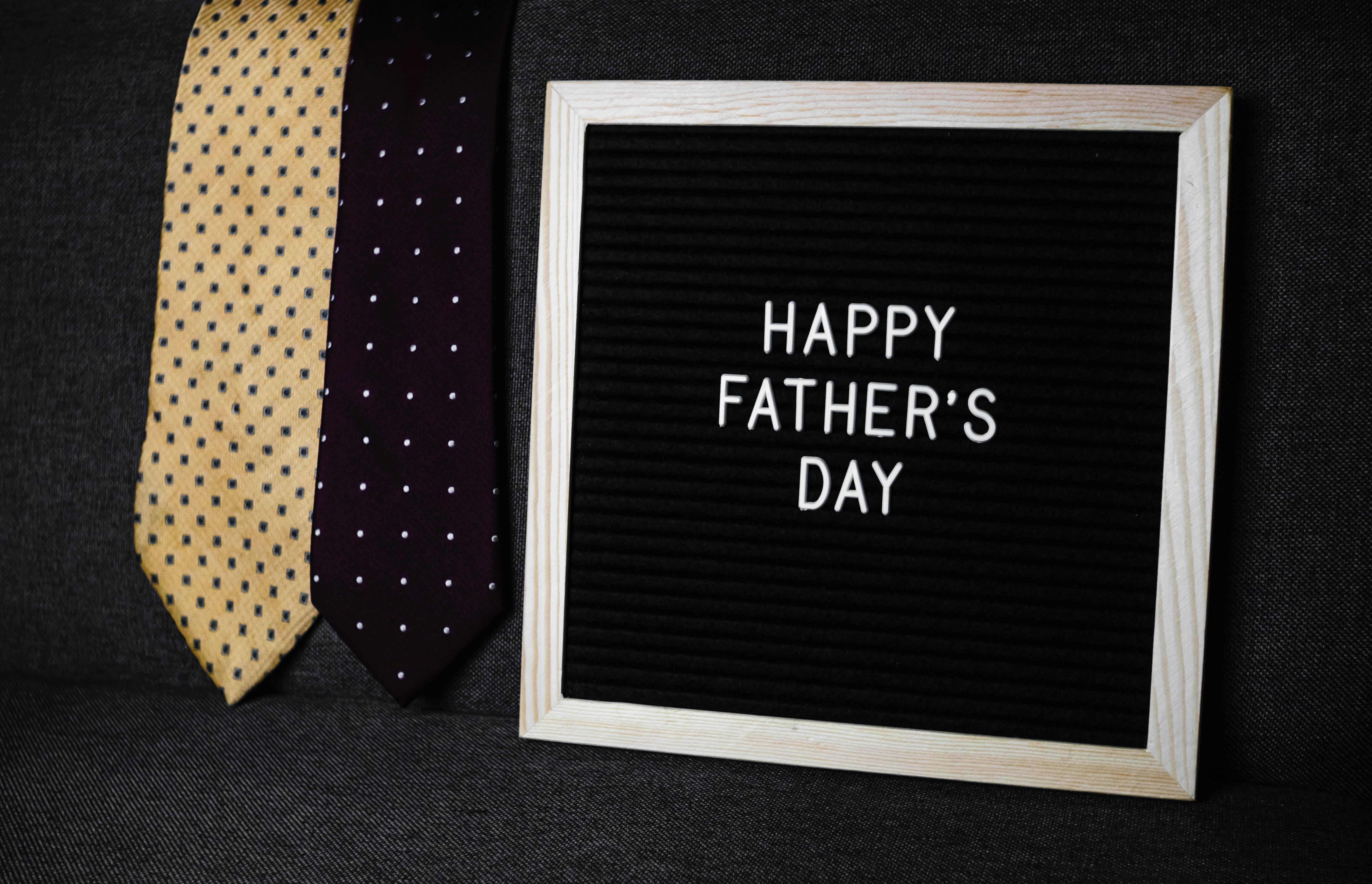 Polka dot ties and a photo frame for father's day