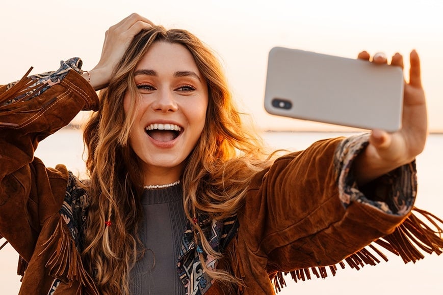 How to Take a Good Selfie 5 Tips for Beginner to Create Satisfactory