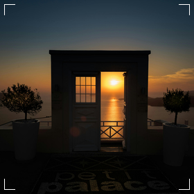 Add a border frame to a night scene photo