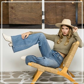 Add border frame to a photo of a girl