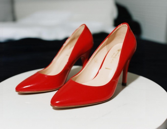 A pair of red ai generted high heels