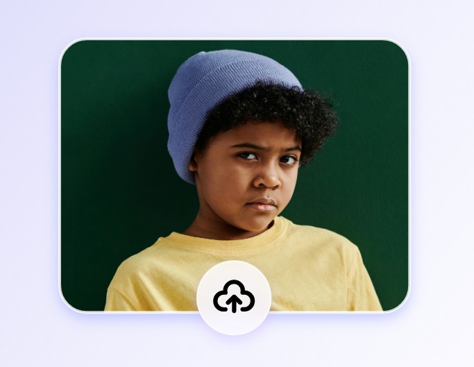 Schritt 1: Laden Sie ein Bild in den Fotor KI Actionfigur-Generator hoch