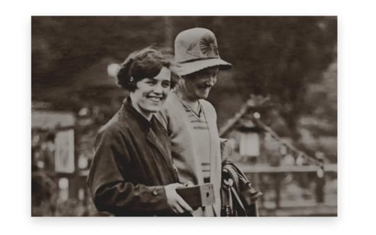 Imagen en blanco y negro de una pareja 1