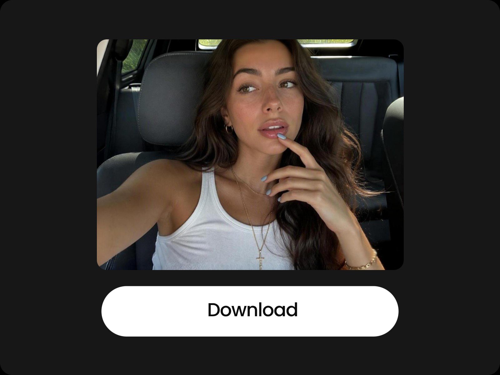 Download a female portrait photo without matcha filter