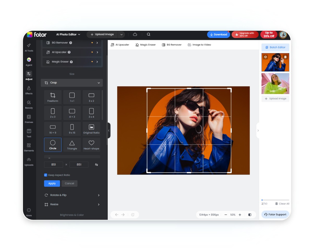 The user interface of fotors circlr crop tool
