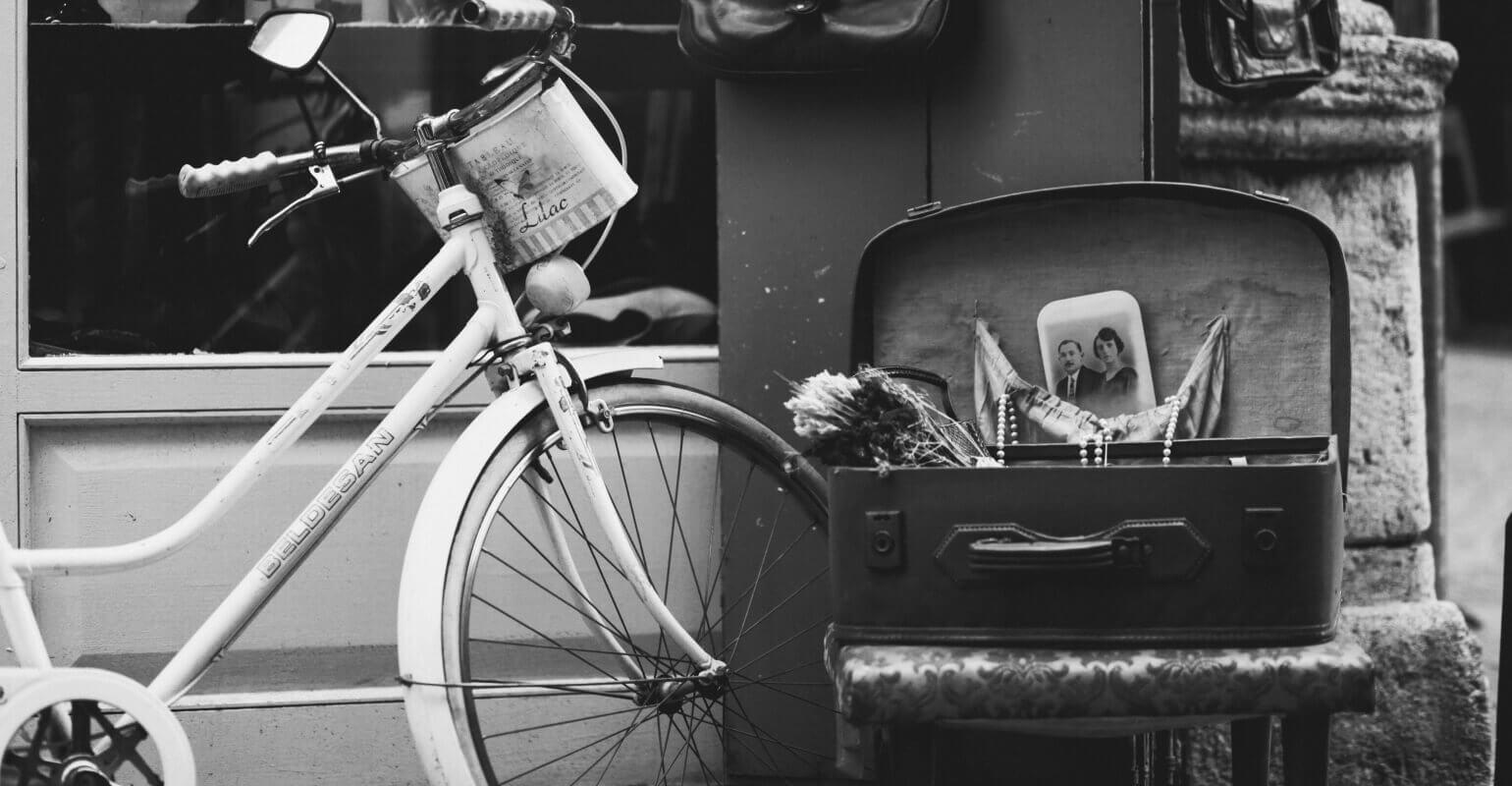 fotos de bicicletas en blanco y negro