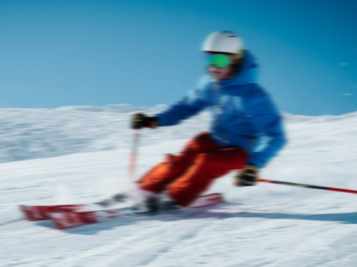Une photo floue dun homme en train de skier