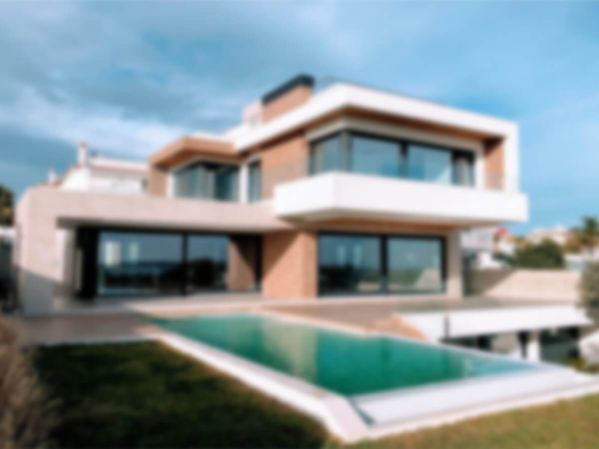 A blurry low quality real estate photo