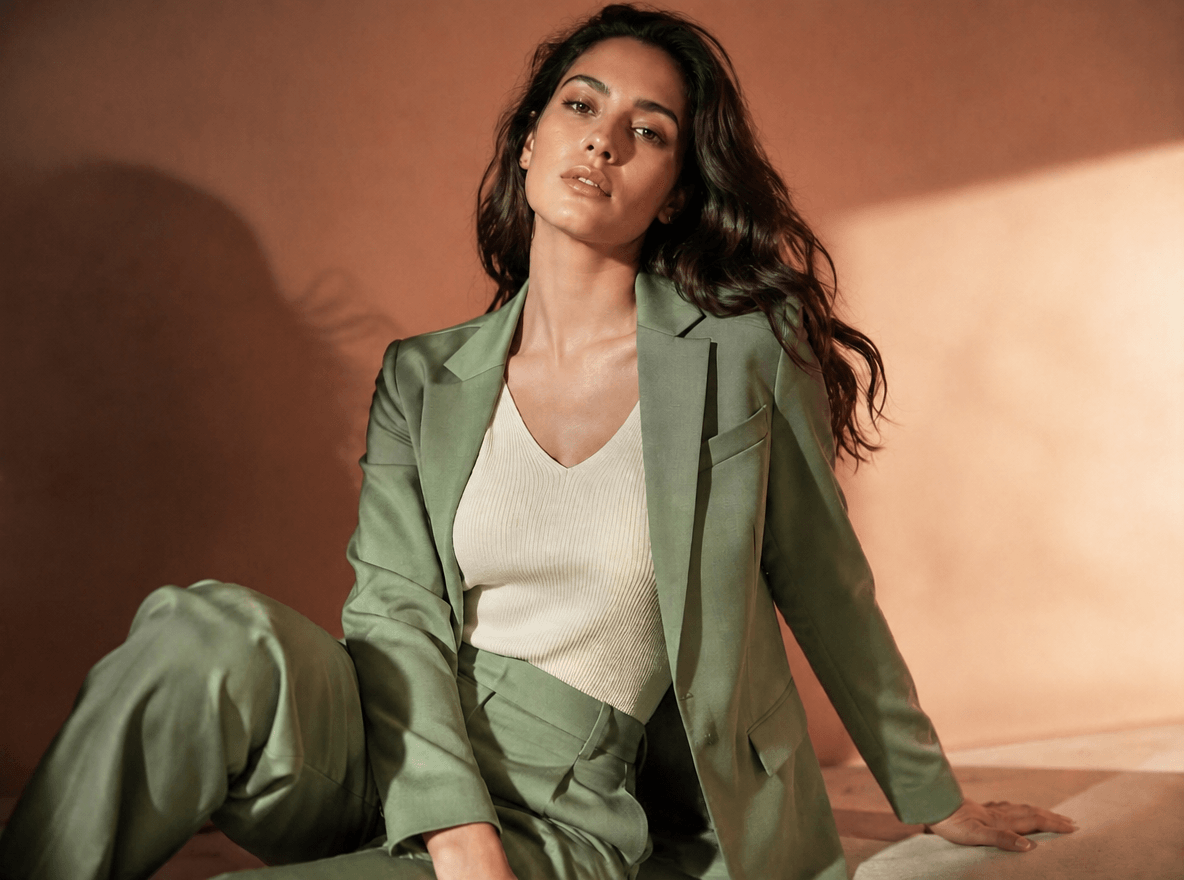 A female model fashion photo with consistent skin tone
