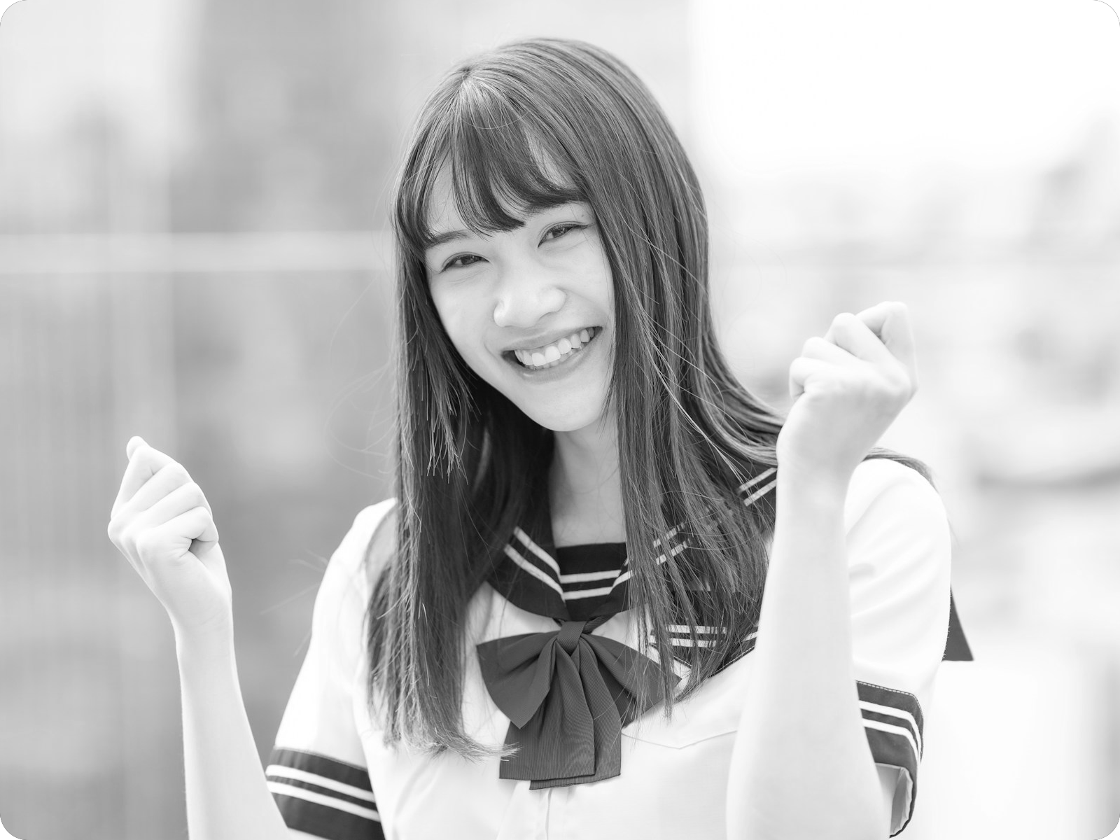古い写真を綺麗にして画質を劇的に向上後