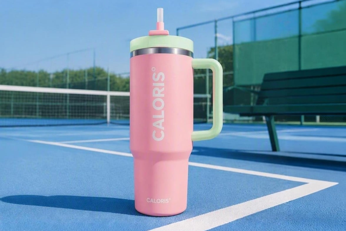Reoclor image fotor banner image of a pink waterbottle